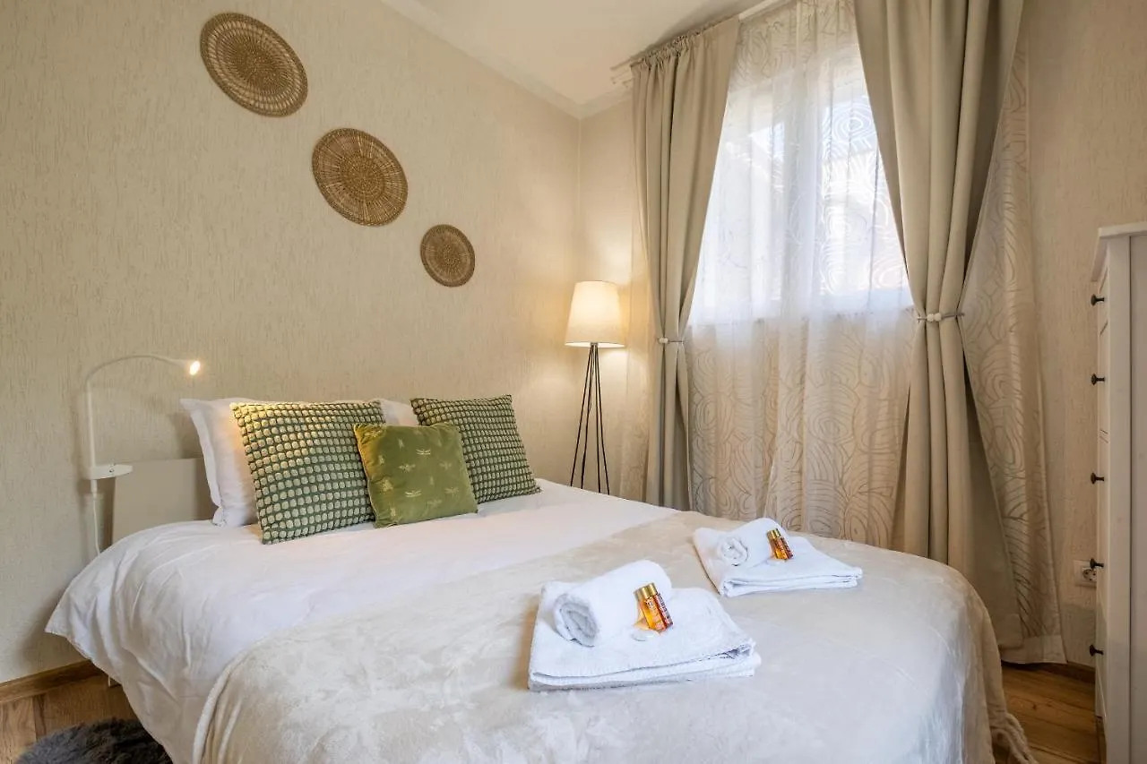 #Maison㊶ - A Vibrant, Urban Stay Sofia Bulgaria